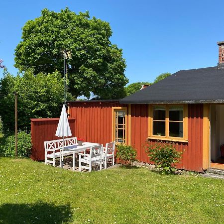 Stuga Oskarshus Brosarp Bagian luar foto